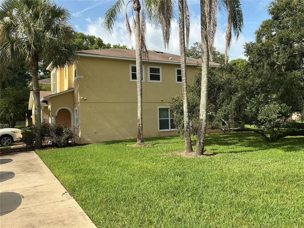 5308 ALOHA SEED DRIVE Seffner, FL 33584