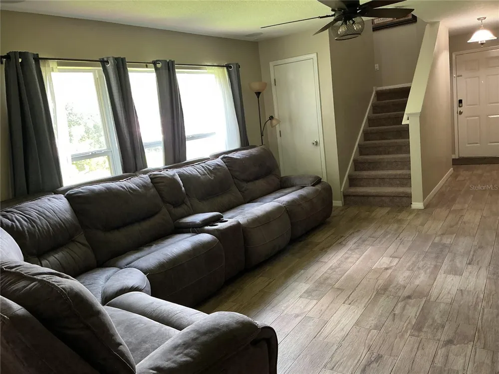 5308 ALOHA SEED DRIVE Seffner, FL 33584