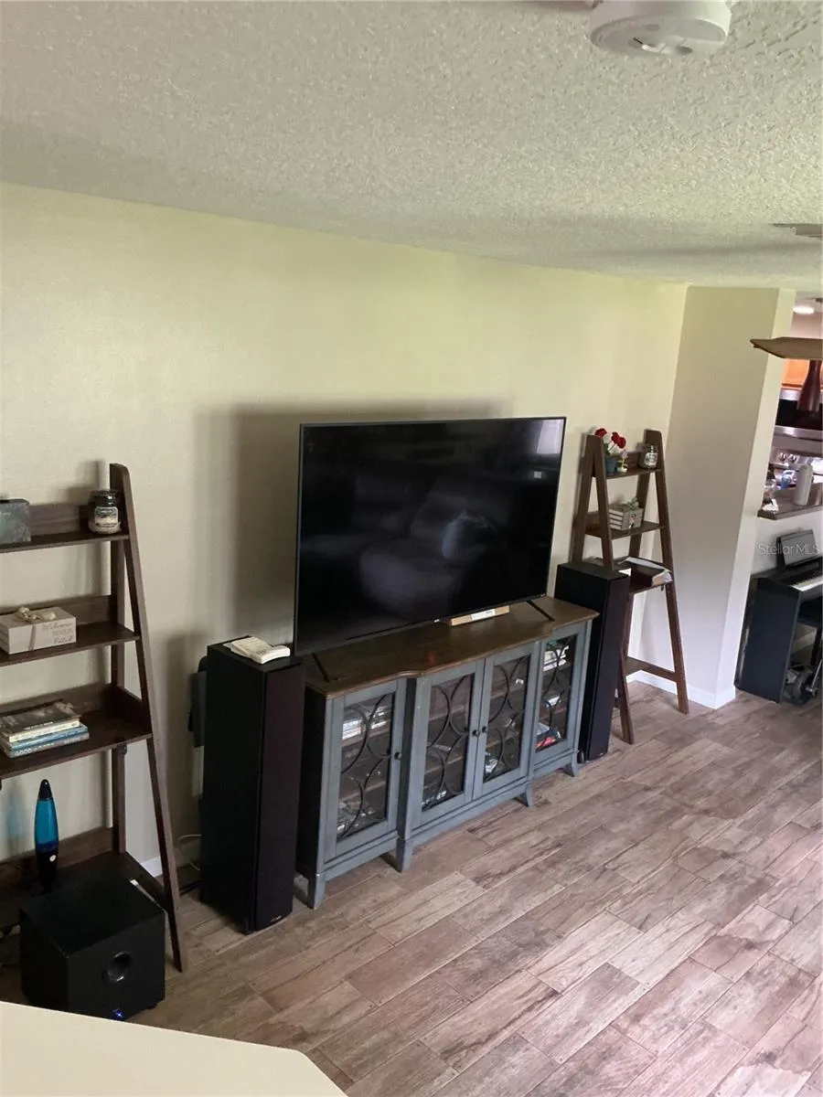 5308 ALOHA SEED DRIVE Seffner, FL 33584