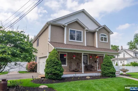 4 Kingsberry Avenue