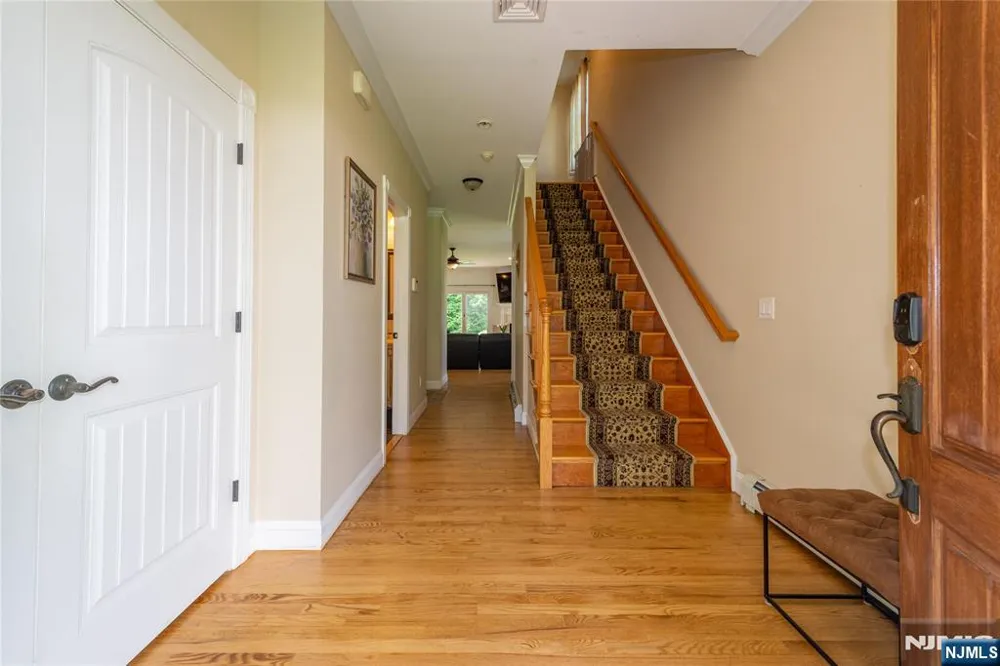 4 Kingsberry Avenue Westwood, NJ 07675