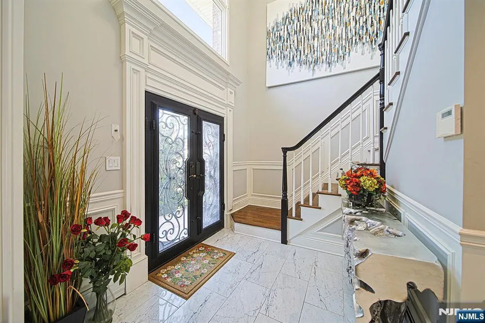 897 Virgil Avenue Ridgefield, NJ 07657