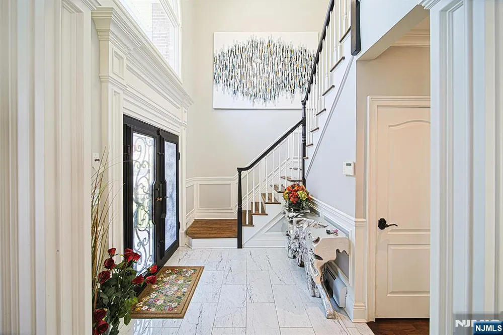 897 Virgil Avenue Ridgefield, NJ 07657