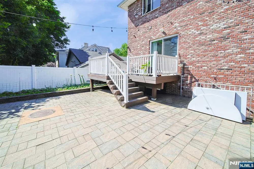 897 Virgil Avenue Ridgefield, NJ 07657