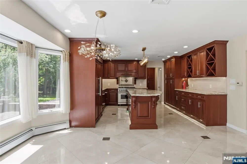 2 Woodside Avenue West Caldwell, NJ 07006