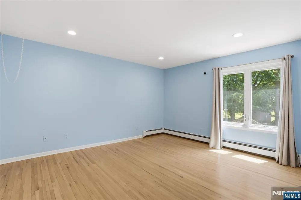 2 Woodside Avenue West Caldwell, NJ 07006