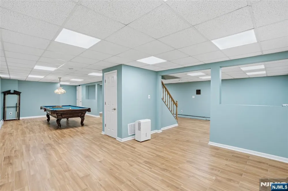 2 Woodside Avenue West Caldwell, NJ 07006
