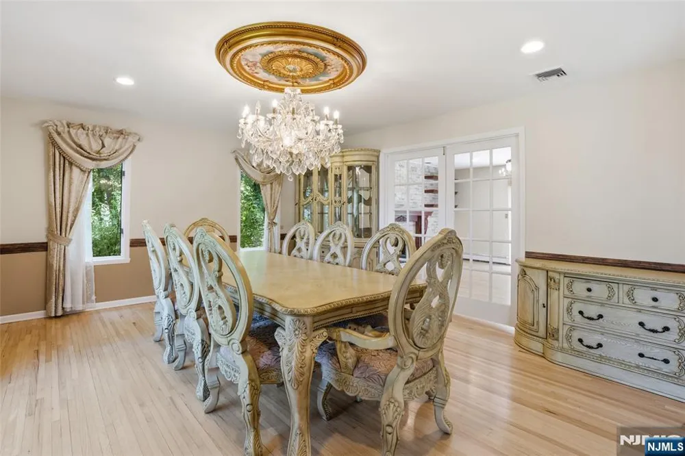 2 Woodside Avenue West Caldwell, NJ 07006