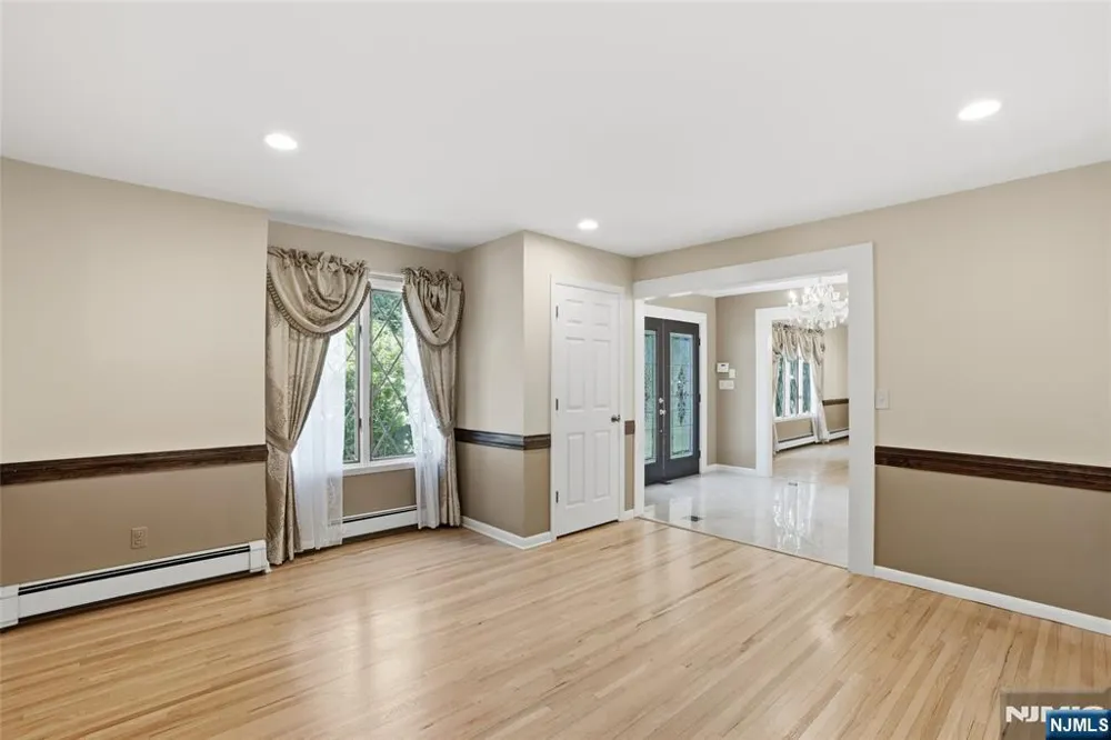 2 Woodside Avenue West Caldwell, NJ 07006