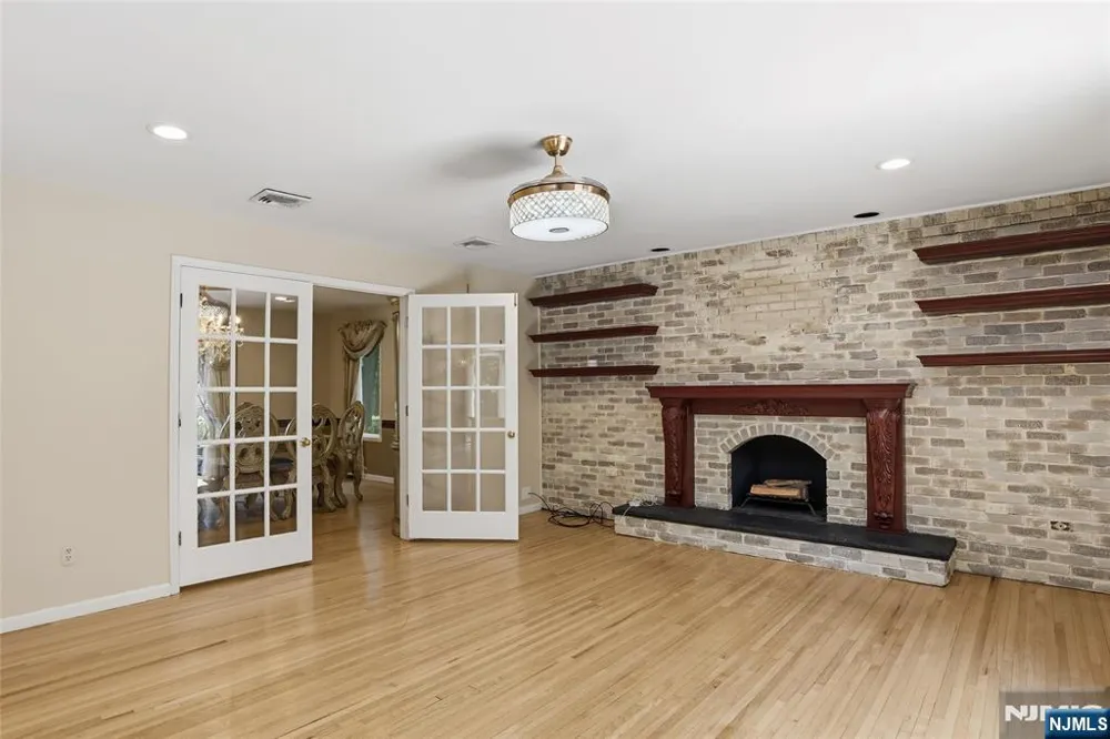 2 Woodside Avenue West Caldwell, NJ 07006