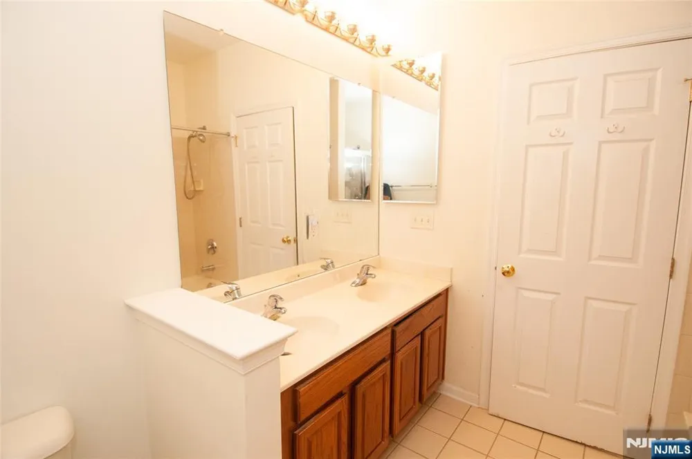 514 Deluca Road Belleville, NJ 07109