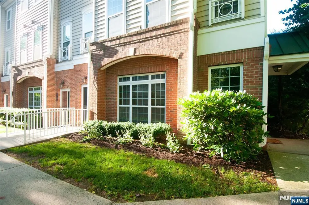 514 Deluca Road Belleville, NJ 07109
