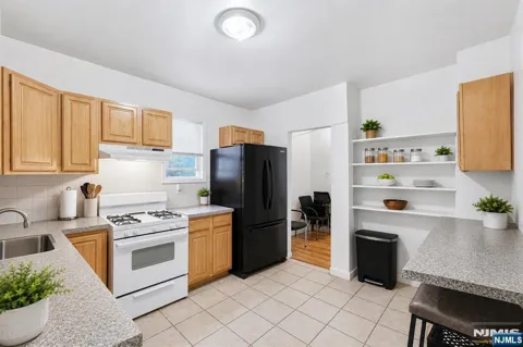 17 Highland Terrace