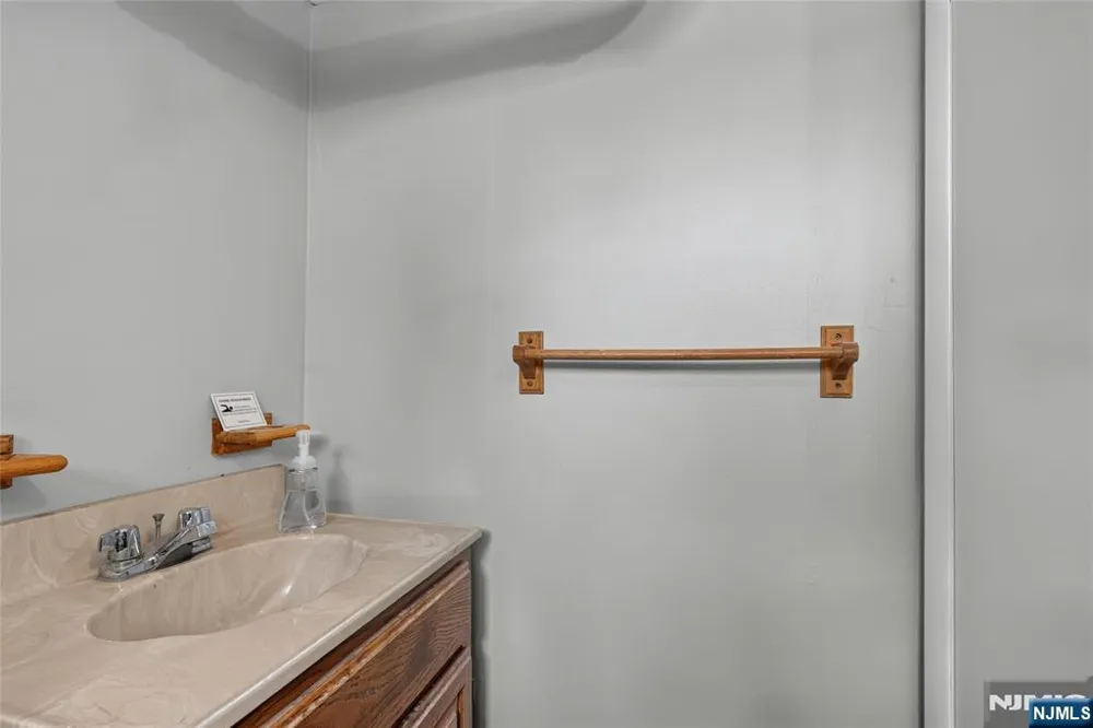 38 Hackensack Street Wood Ridge, NJ 07075