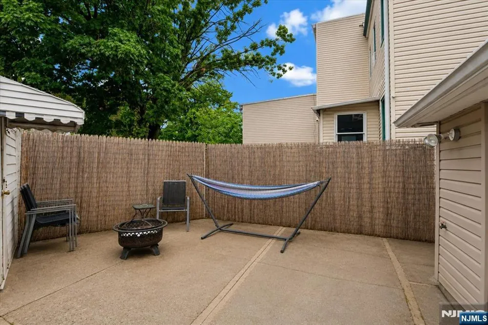 1009 Paterson Plank Road North Bergen, NJ 07047