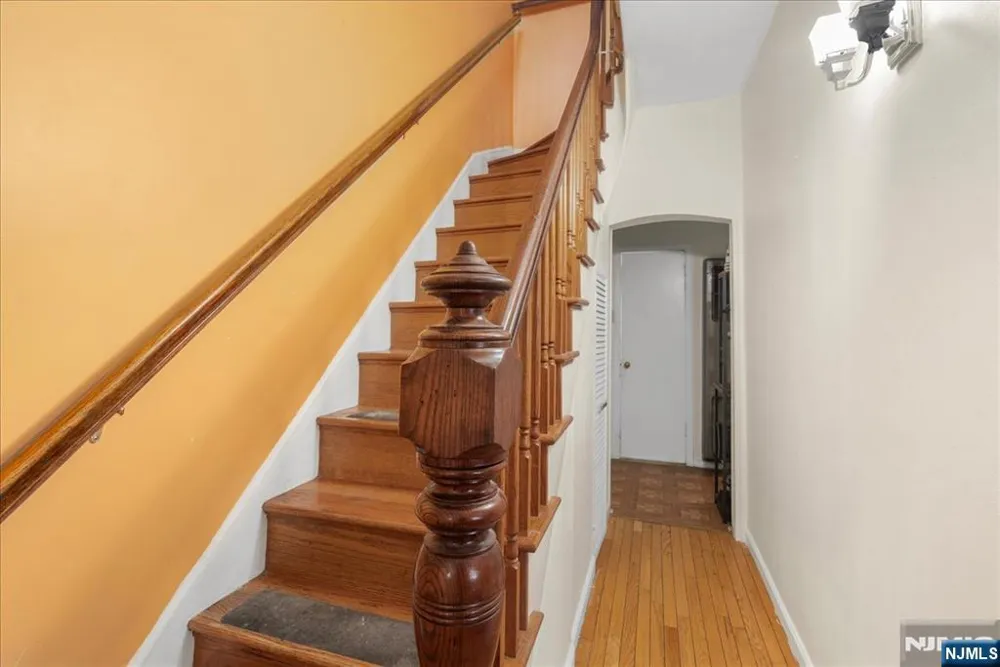 1009 Paterson Plank Road North Bergen, NJ 07047