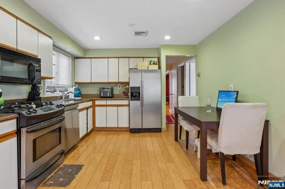 78 Legion Place Paramus, NJ 07652