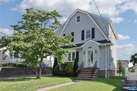 369 Sussex Road