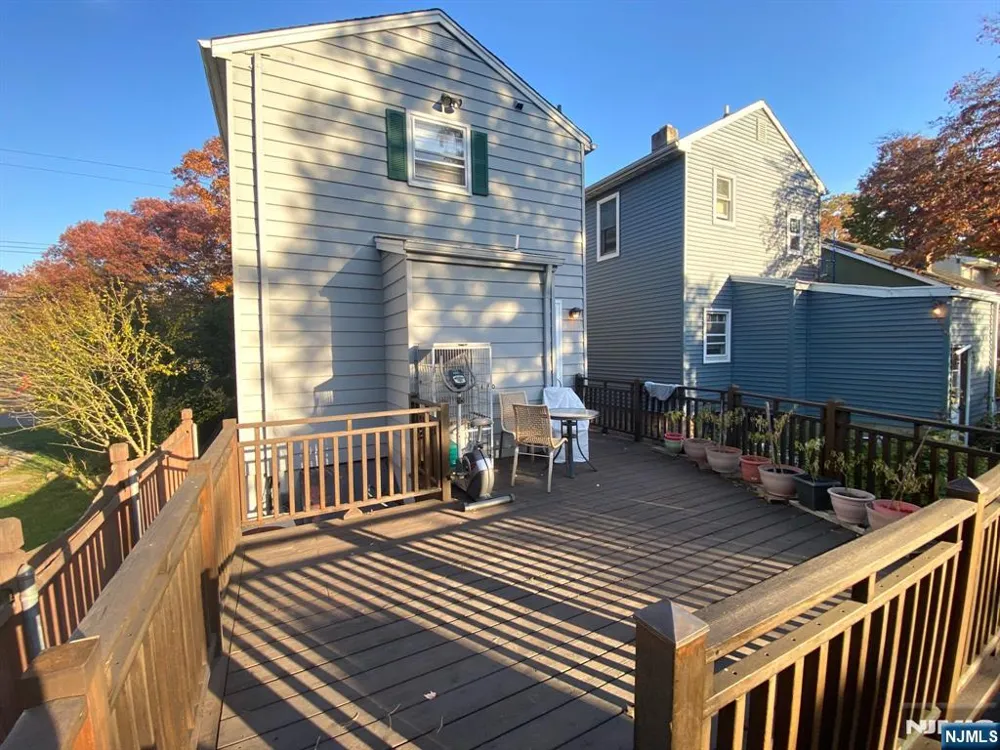 81 5th Street Cresskill, NJ 07626