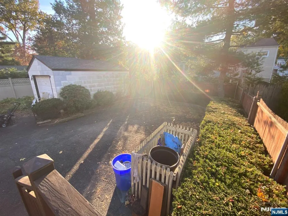 81 5th Street Cresskill, NJ 07626