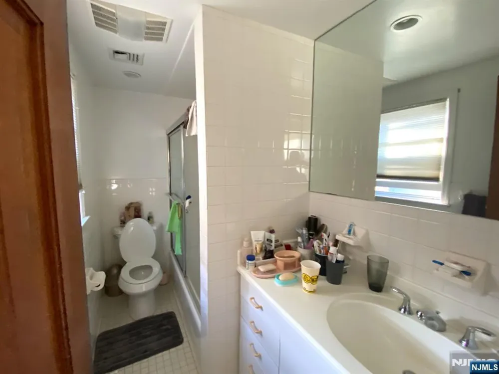 81 5th Street Cresskill, NJ 07626
