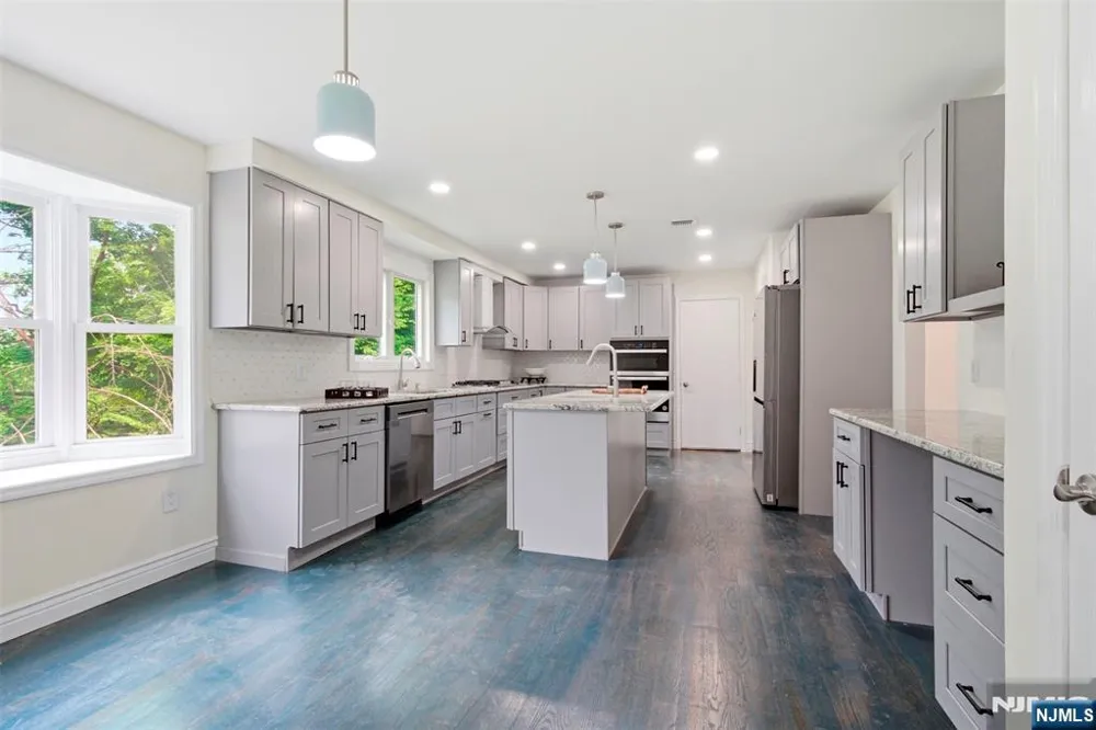 20 Cleacene Avenue Mount Olive Township, NJ 07828