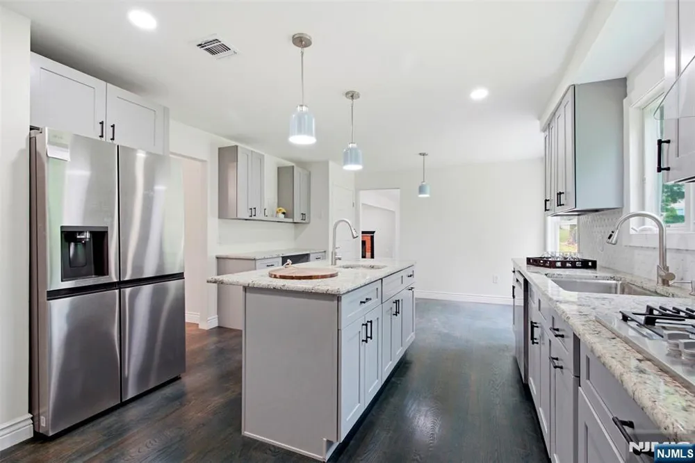 20 Cleacene Avenue Mount Olive Township, NJ 07828