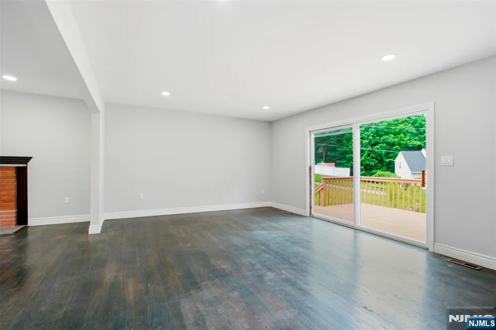 20 Cleacene Avenue Mount Olive Township, NJ 07828
