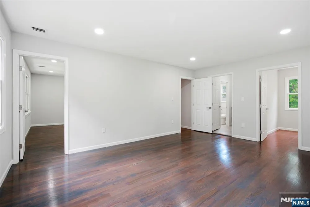 20 Cleacene Avenue Mount Olive Township, NJ 07828