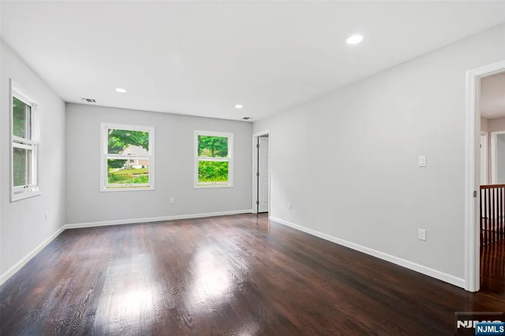 20 Cleacene Avenue Mount Olive Township, NJ 07828