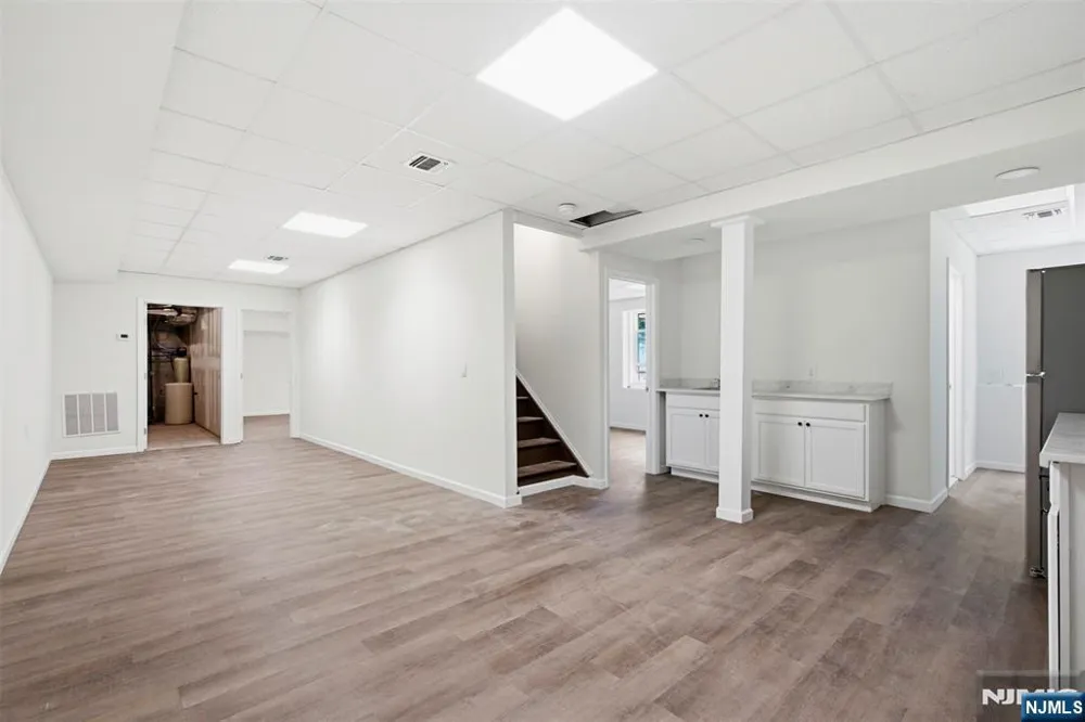 20 Cleacene Avenue Mount Olive Township, NJ 07828