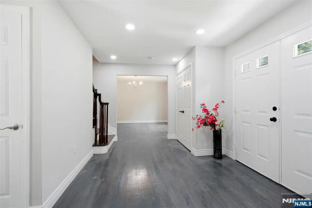 20 Cleacene Avenue Mount Olive Township, NJ 07828