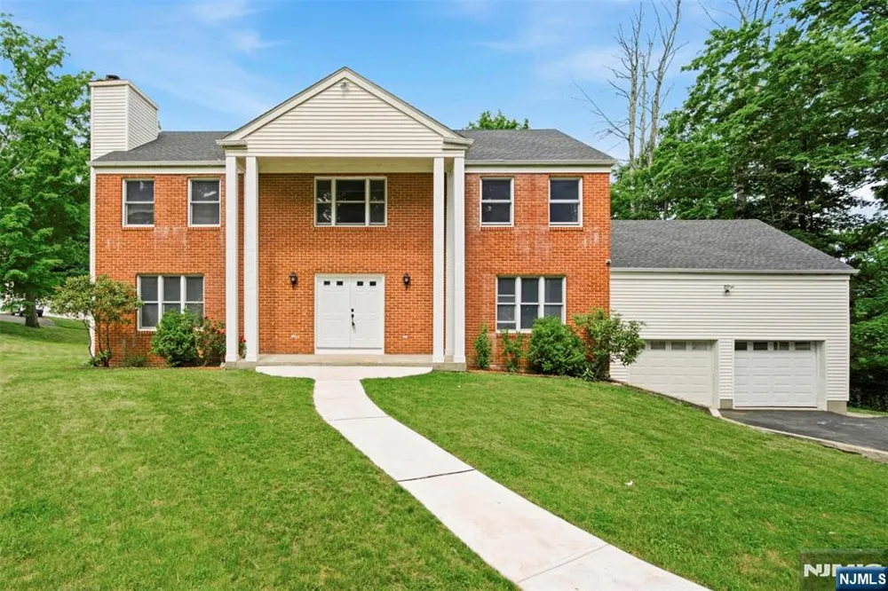 20 Cleacene Avenue Mount Olive Township, NJ 07828