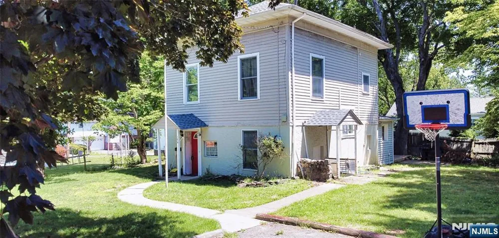 186 School Street Northvale, NJ 07647