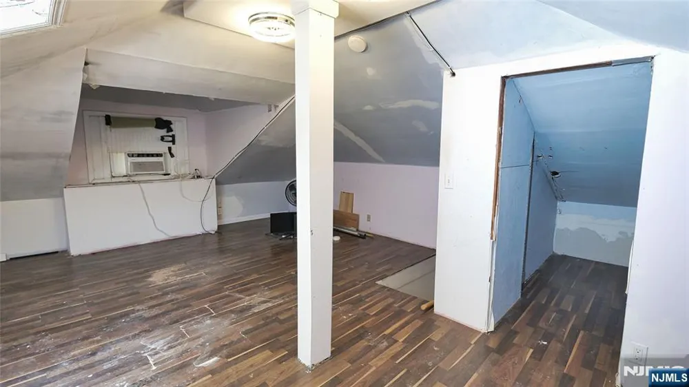 186 School Street Northvale, NJ 07647