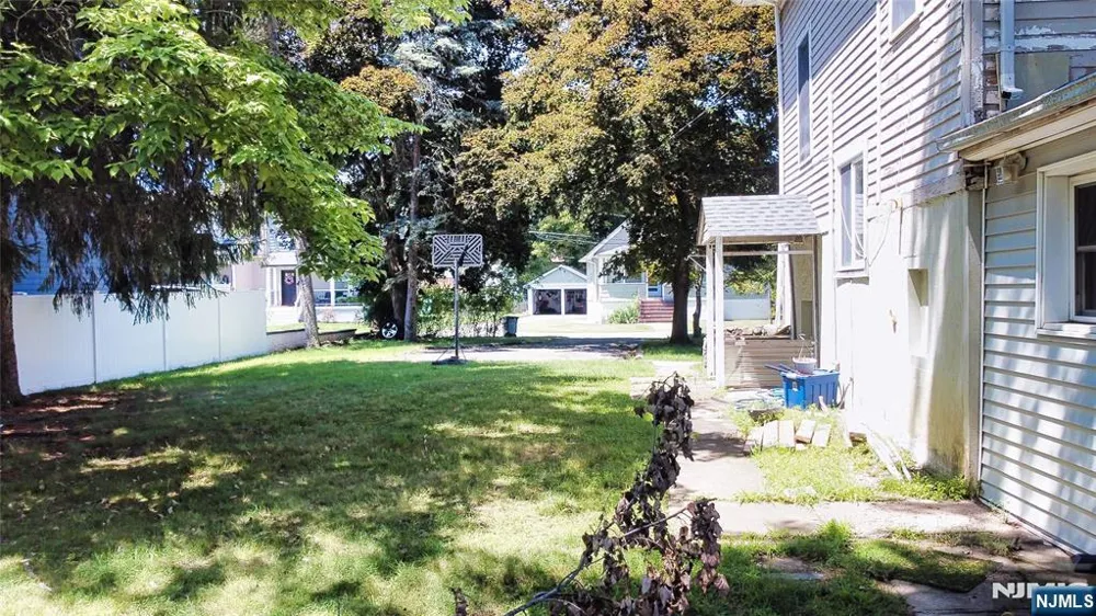 186 School Street Northvale, NJ 07647
