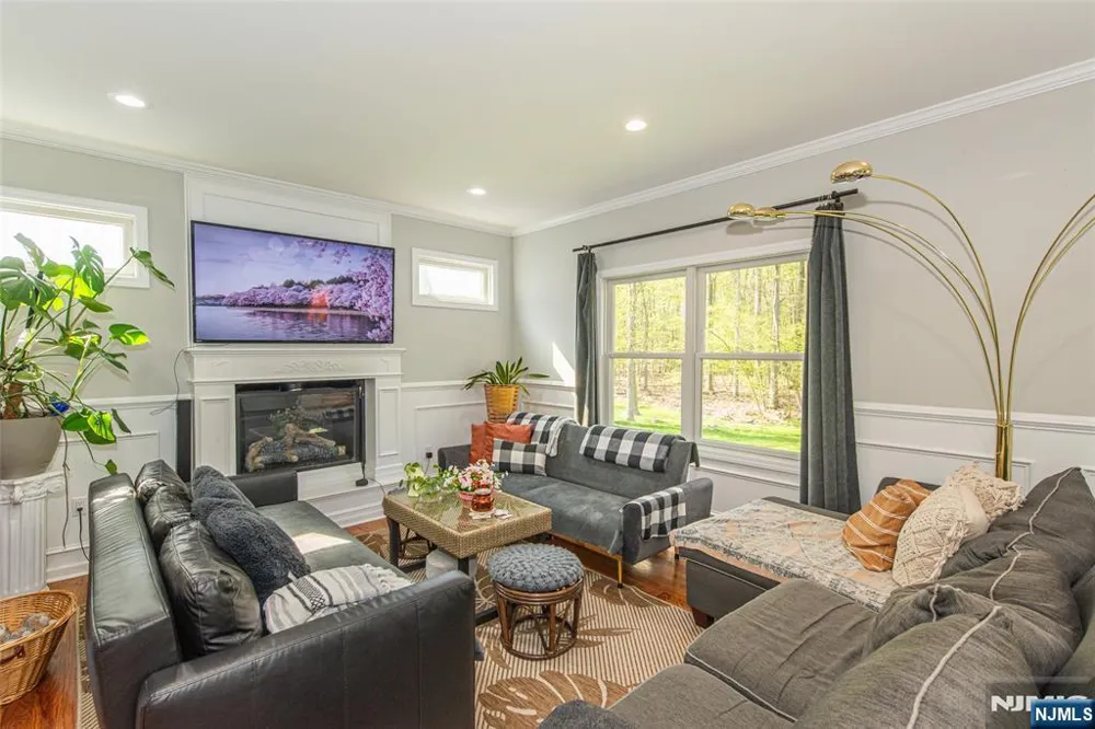 15 Norman Avenue Par-Troy Hills, NJ 07034