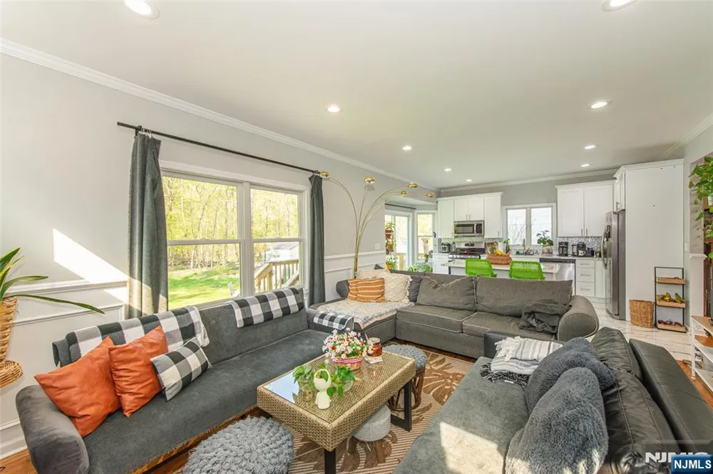 15 Norman Avenue Par-Troy Hills, NJ 07034