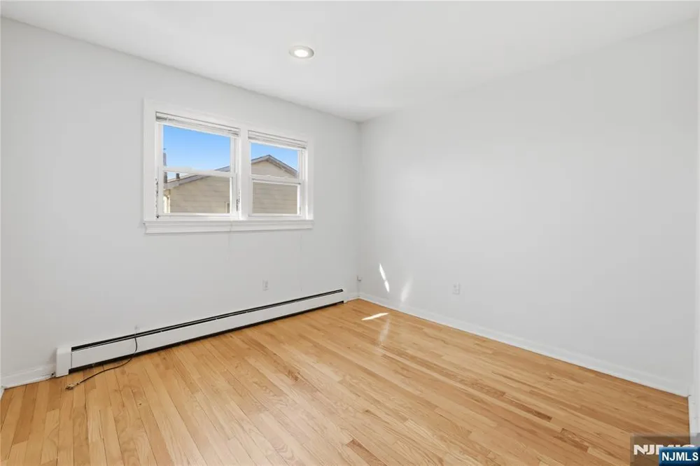 88 Columbus Avenue Belleville, NJ 07109