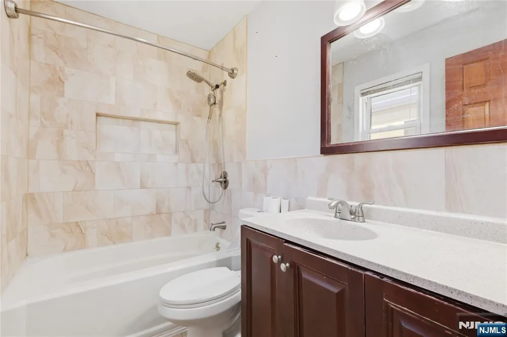 88 Columbus Avenue Belleville, NJ 07109
