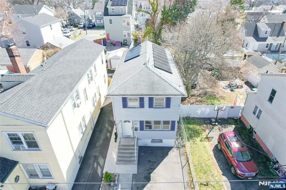 88 Columbus Avenue Belleville, NJ 07109
