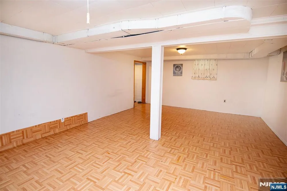 53 Sunnyside Avenue Dumont, NJ 07628