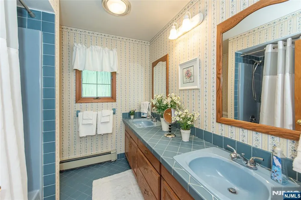 2 Baron Road West Milford, NJ 07480