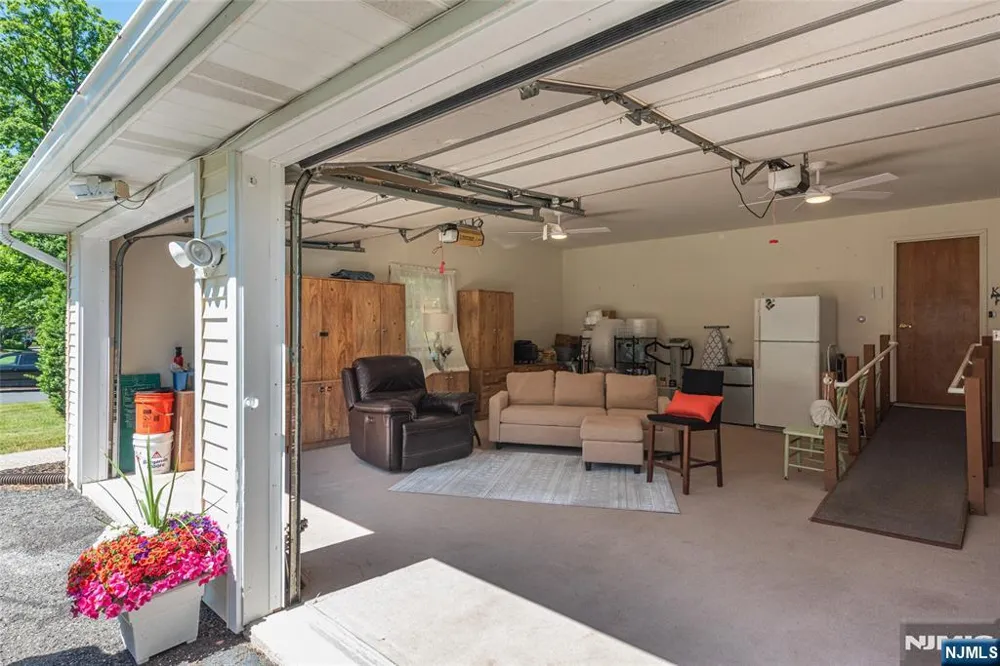 2 Baron Road West Milford, NJ 07480