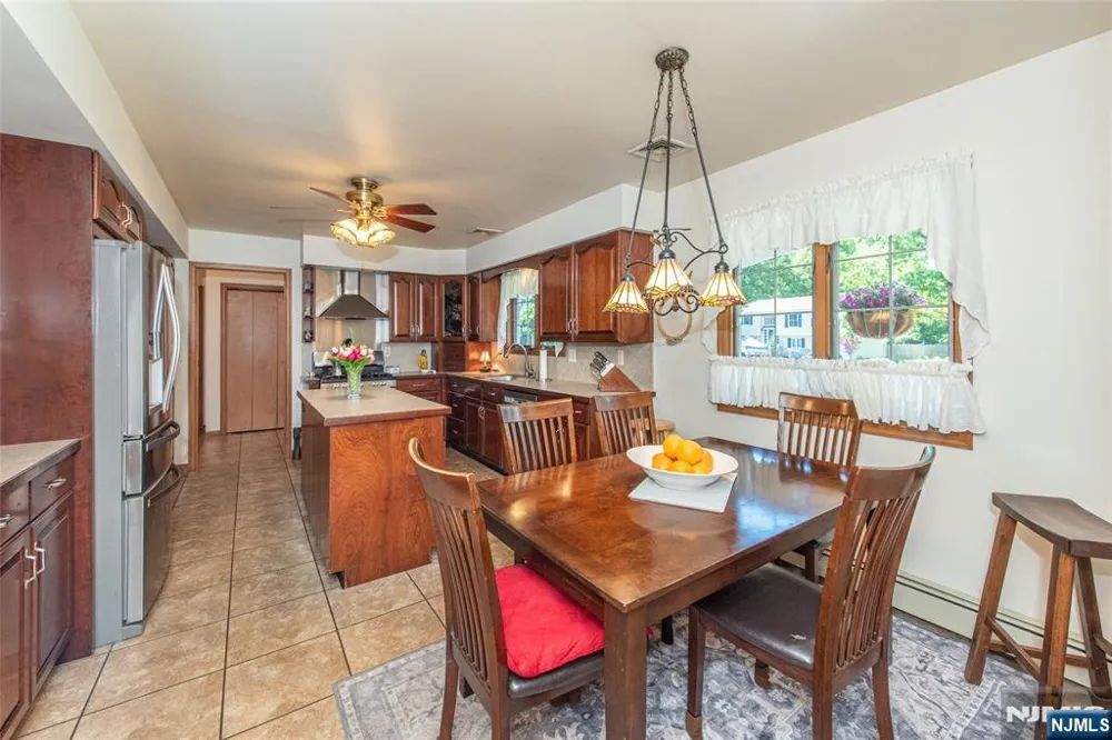 2 Baron Road West Milford, NJ 07480