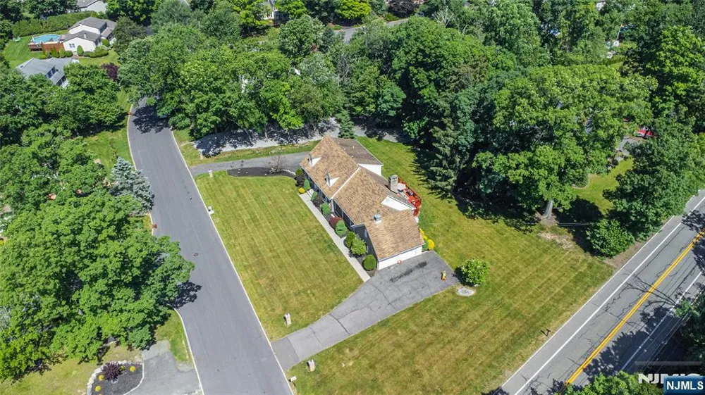 2 Baron Road West Milford, NJ 07480
