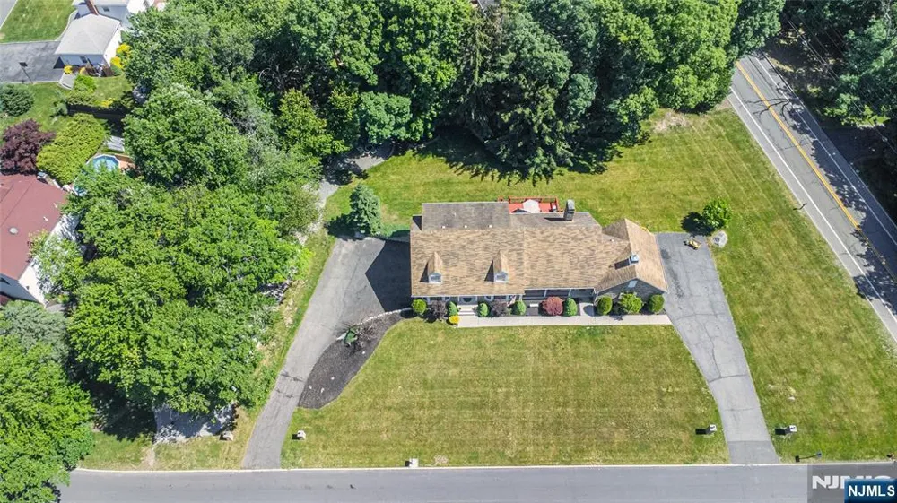 2 Baron Road West Milford, NJ 07480