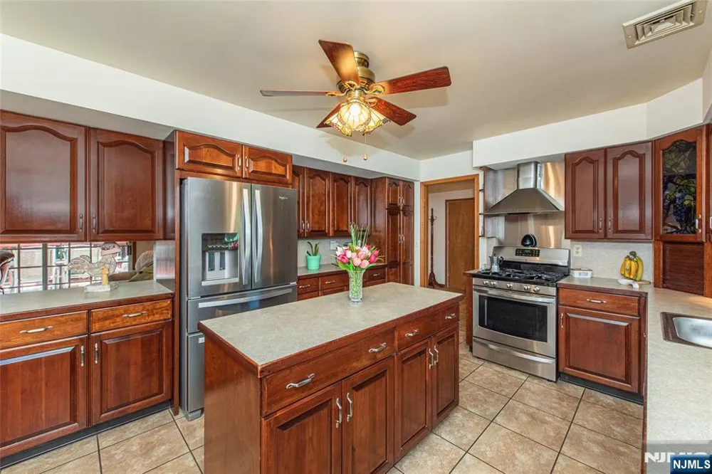 2 Baron Road West Milford, NJ 07480