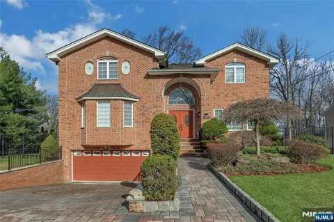 411 Fairway Drive