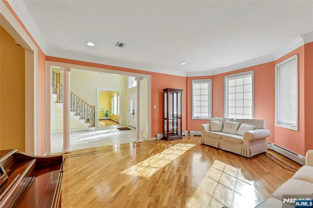 411 Fairway Drive Leonia, NJ 07605